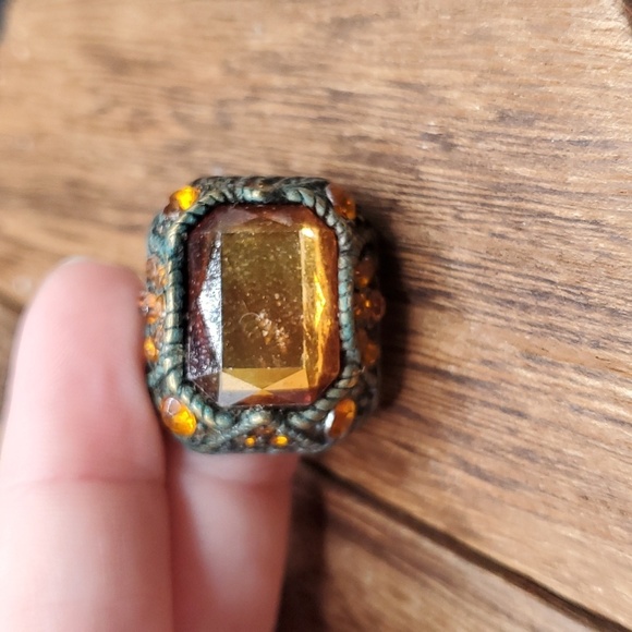 P116 - Picture 2 of 3